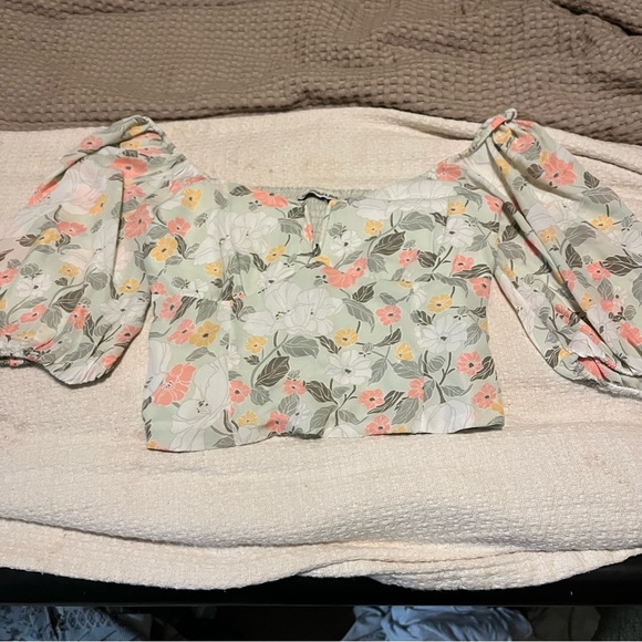 NWT Abercrombie top - Picture 1 of 3